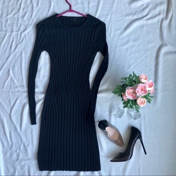 Ann Taylor Dresses & Skirts - Ann Taylor very stretchy knit Dress